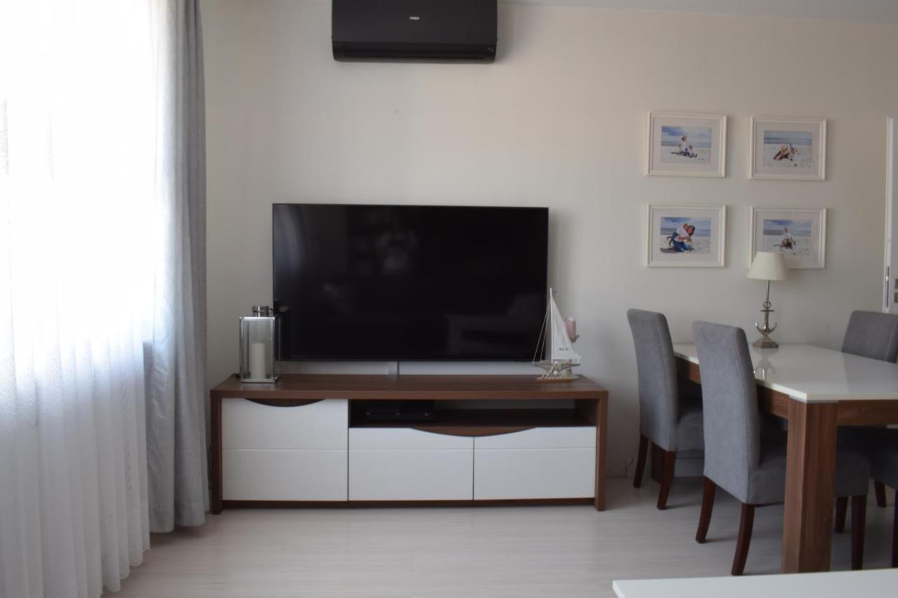 Blue Sky Apartment Poznan Exterior photo